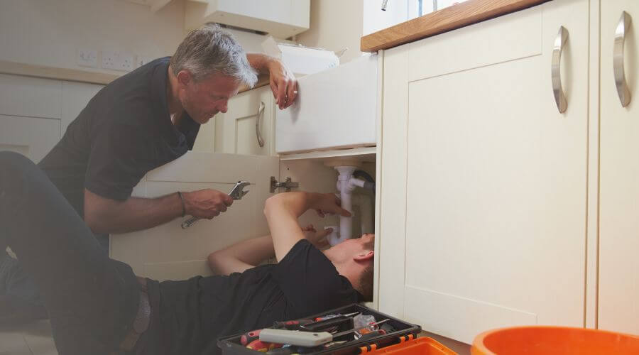 Professional burst pipe repair services in Edmonson, TX